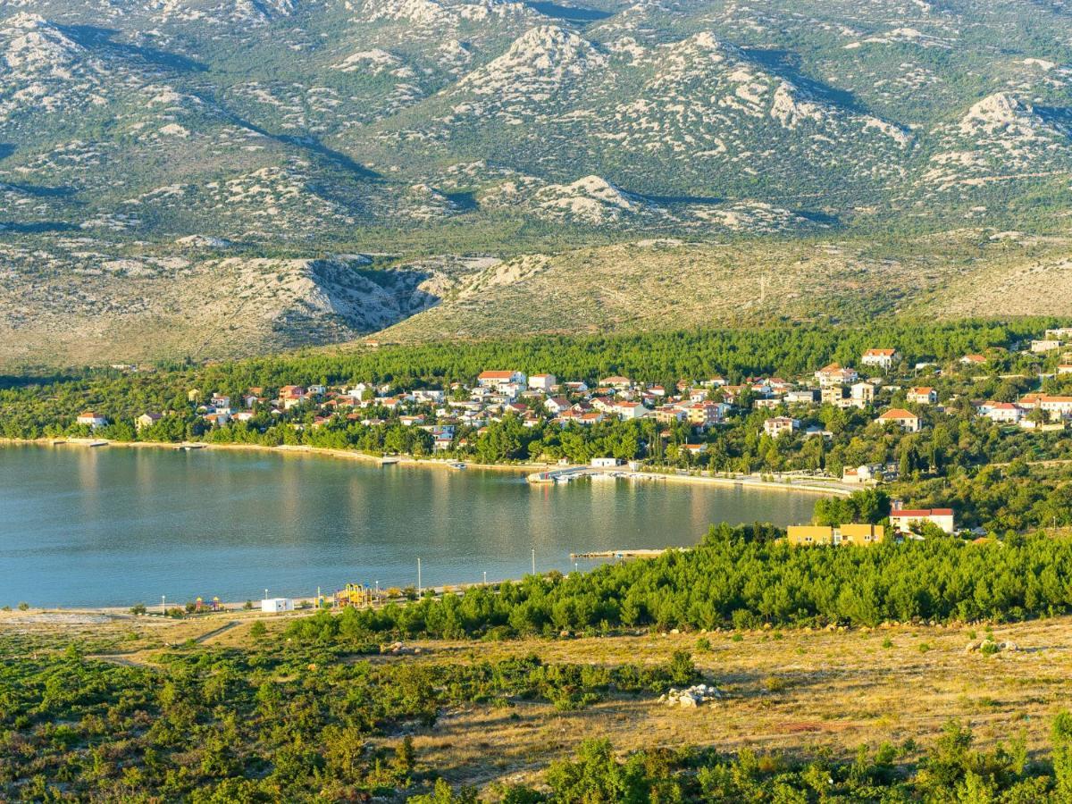 Vacation House Loreta Sveti Rok エクステリア 写真